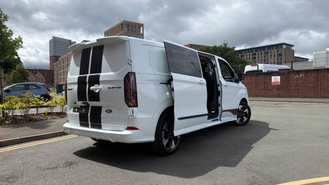 Ford Transit Custom 320 L2 Diesel Fwd 2.0 EcoBlue 150ps H1 Double Cab Van Sport - Image 38